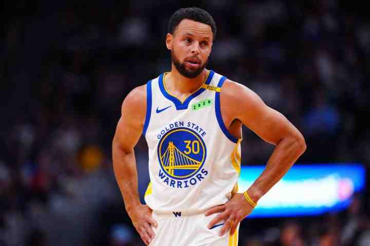 追梦:库里说打了这么多年NBA 仍然需要重新适应客场奔波
